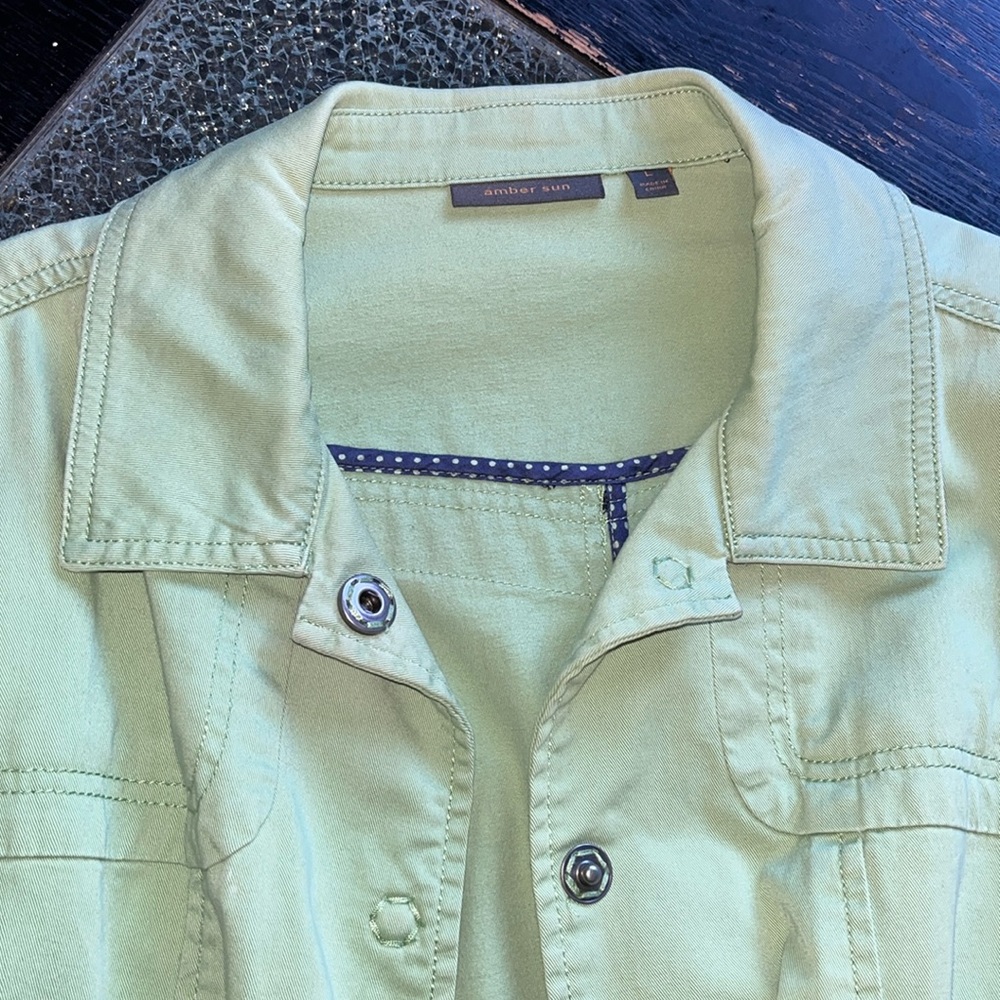 Great spring jacket, color tough to capture…soft mint green.